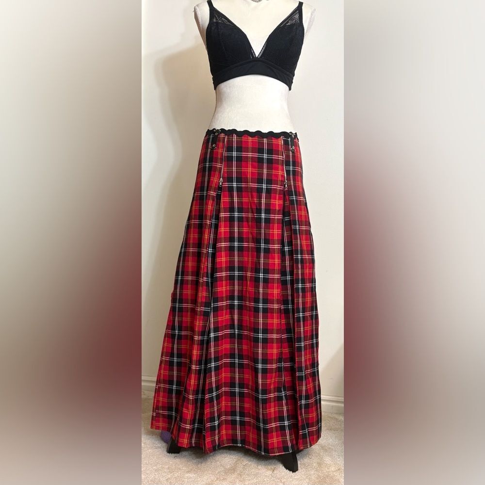 Vintage Y2K Serious La Red Plaid Bondage Maxi Skirts with Zipper Pleats SZ M